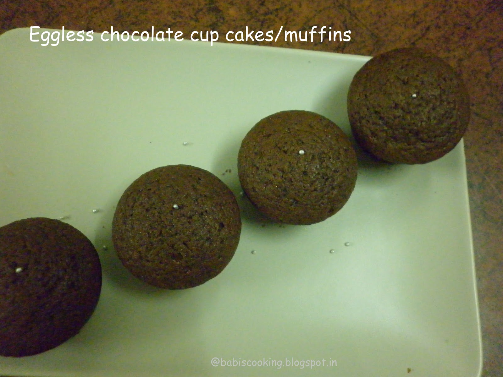 eggless chocolate cupcakes