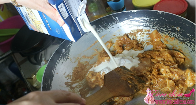 Resepi Kuih Gulung Dry Chicken Curry Rendang