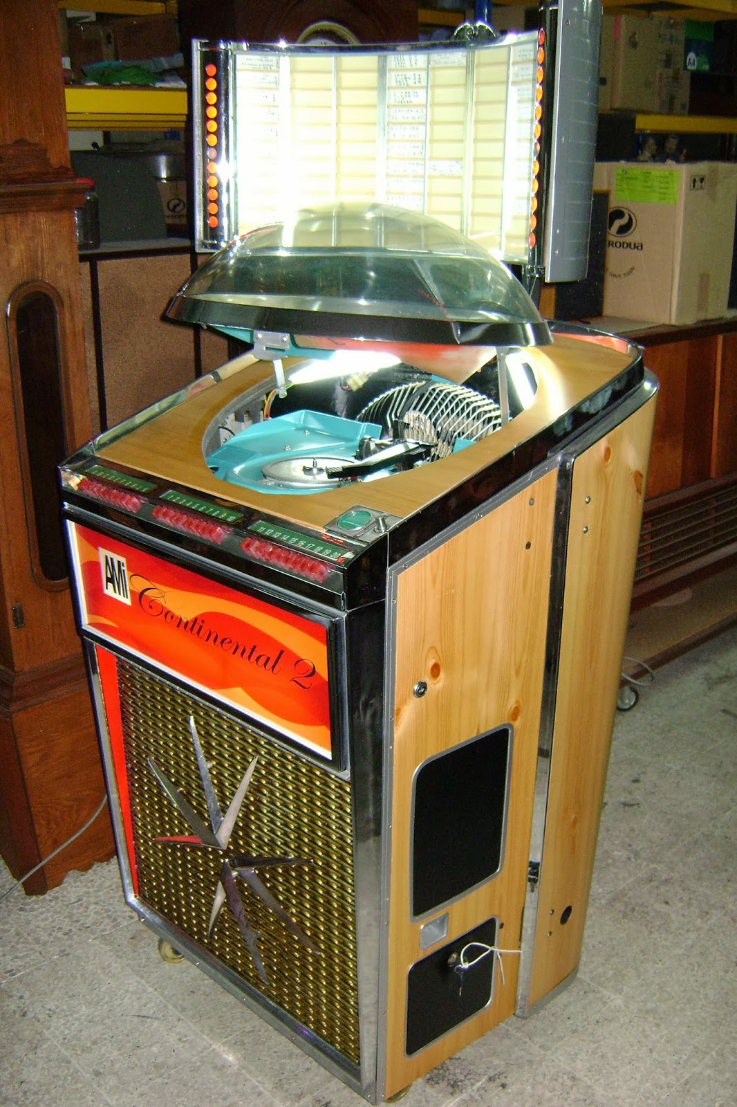 KINTA VALLEY AUDIO Ami Continental 2 jukebox( SOLD )