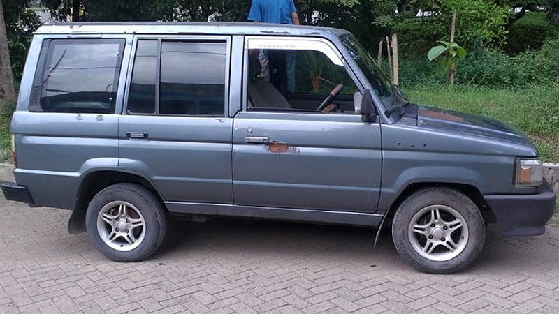 Kijang Rover - Toyota Kijang Rover Ace Kijang Rasa Suv Mobil Motor Lama kijang rover toyota kijang rover ace kijang rasa suv mobil motor lama