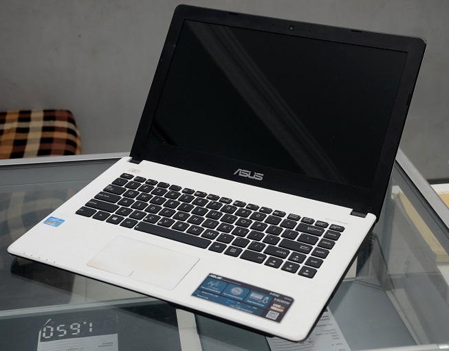 Harga Laptop Asus I3-3217u - Oliv Asuss