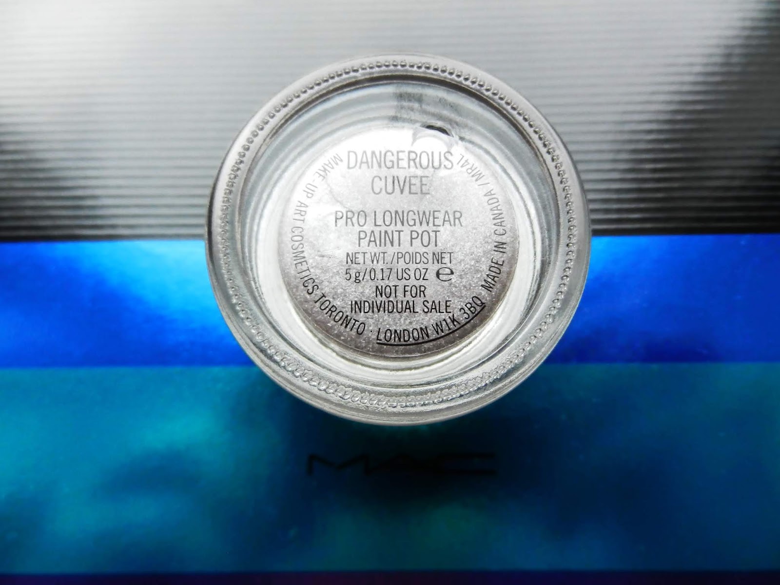 Блог Доброго Мурсика ) Кремовые устойчивые тени MAC DANGEROUS CUVEE