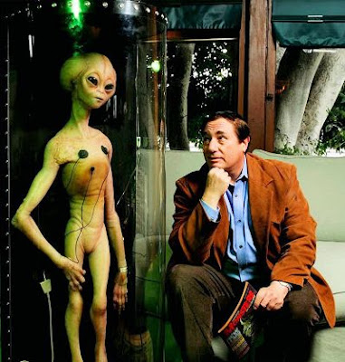 Paul Davids with Roswell Dummy 