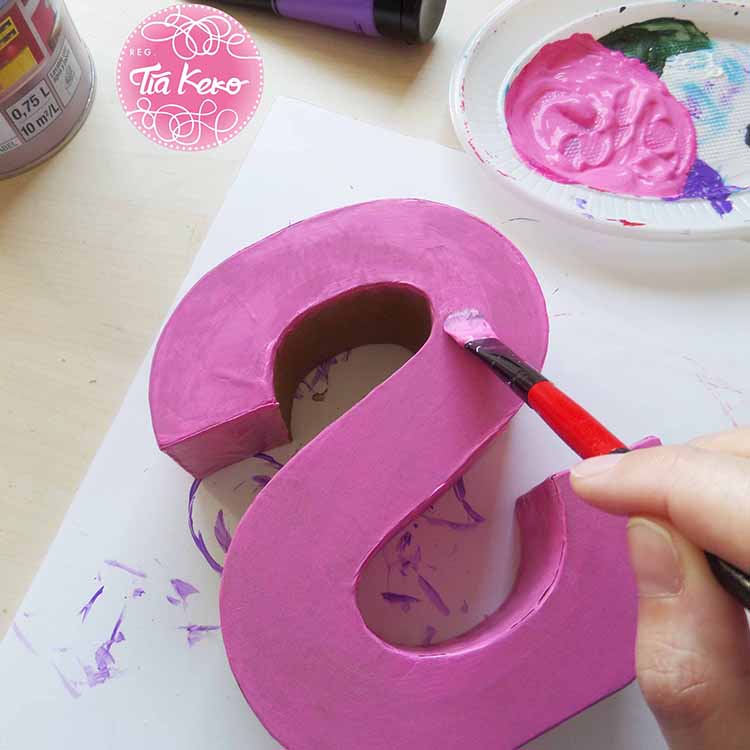 Tía Keko y manualidades con letra