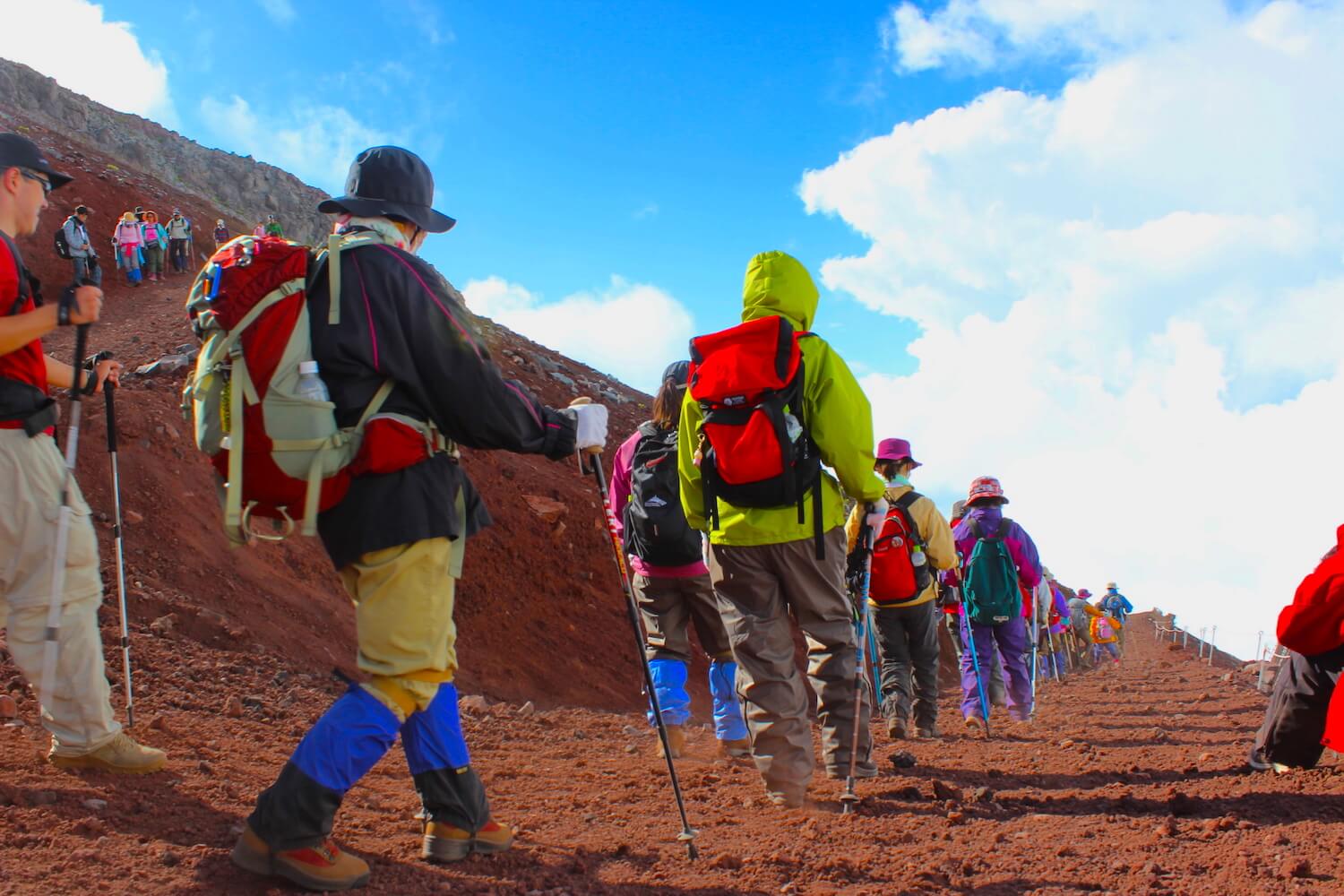 Carlita The Ridiculously Easy Guide to Climbing Mt Fuji Mt Fuji Day Trip