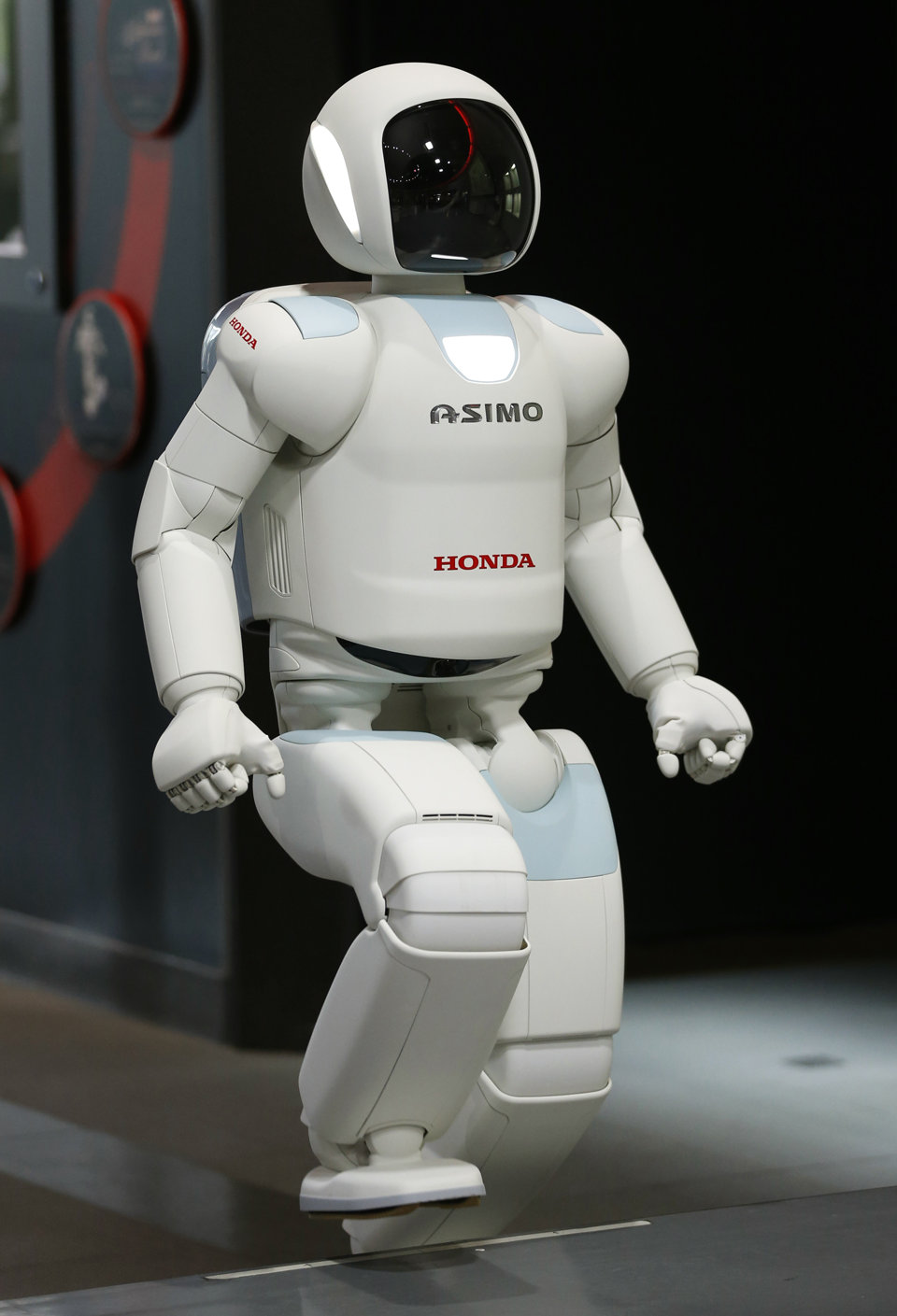 Honda robot walking #5