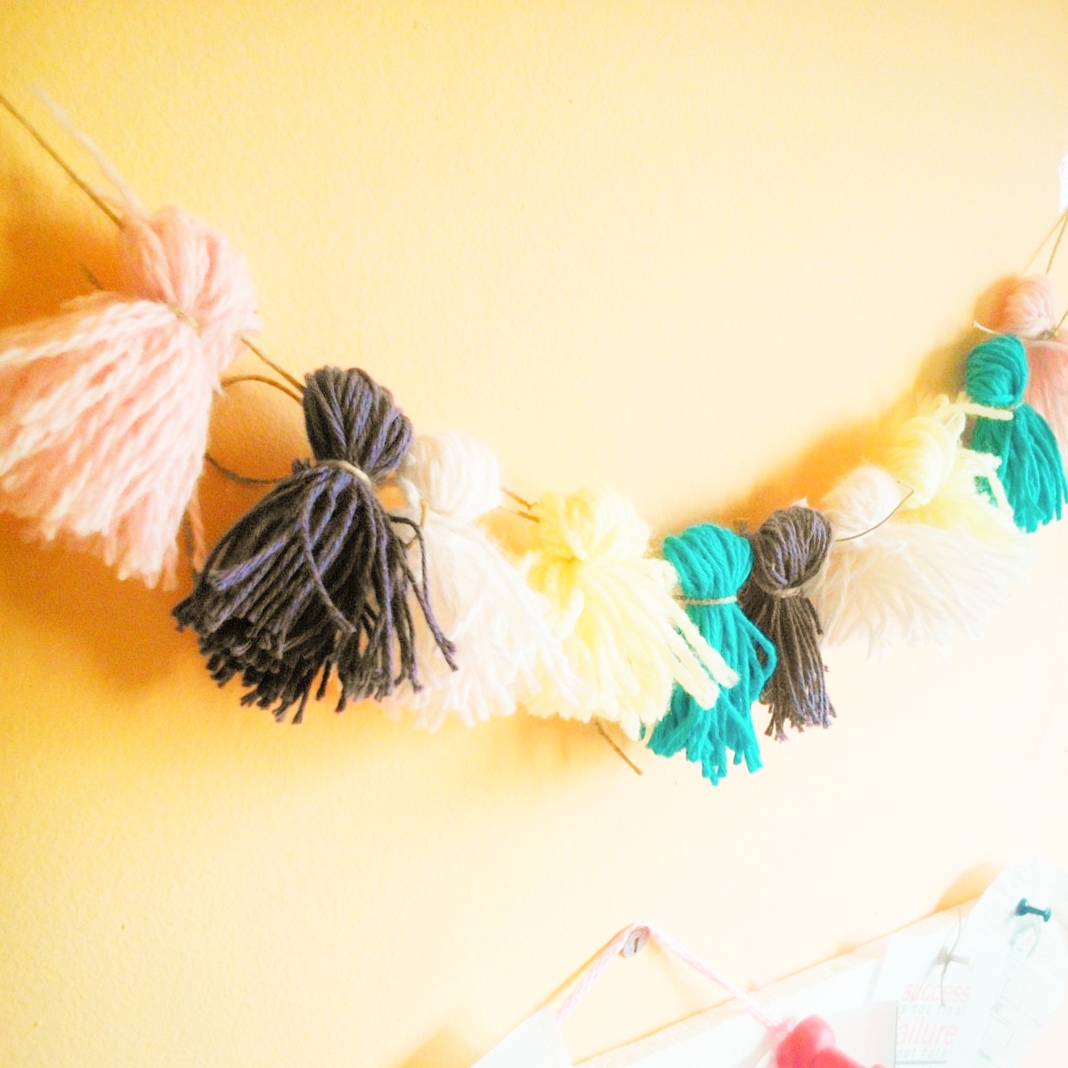 {diy} Spring Tassel Garland Sweet Passions