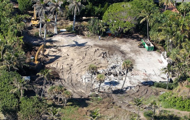 T.O.T. Private consulting services Tiger Woods' exwife destroys 12M home