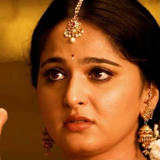 Anushka Shetty Tamil Telugu Actress Briohoushomi