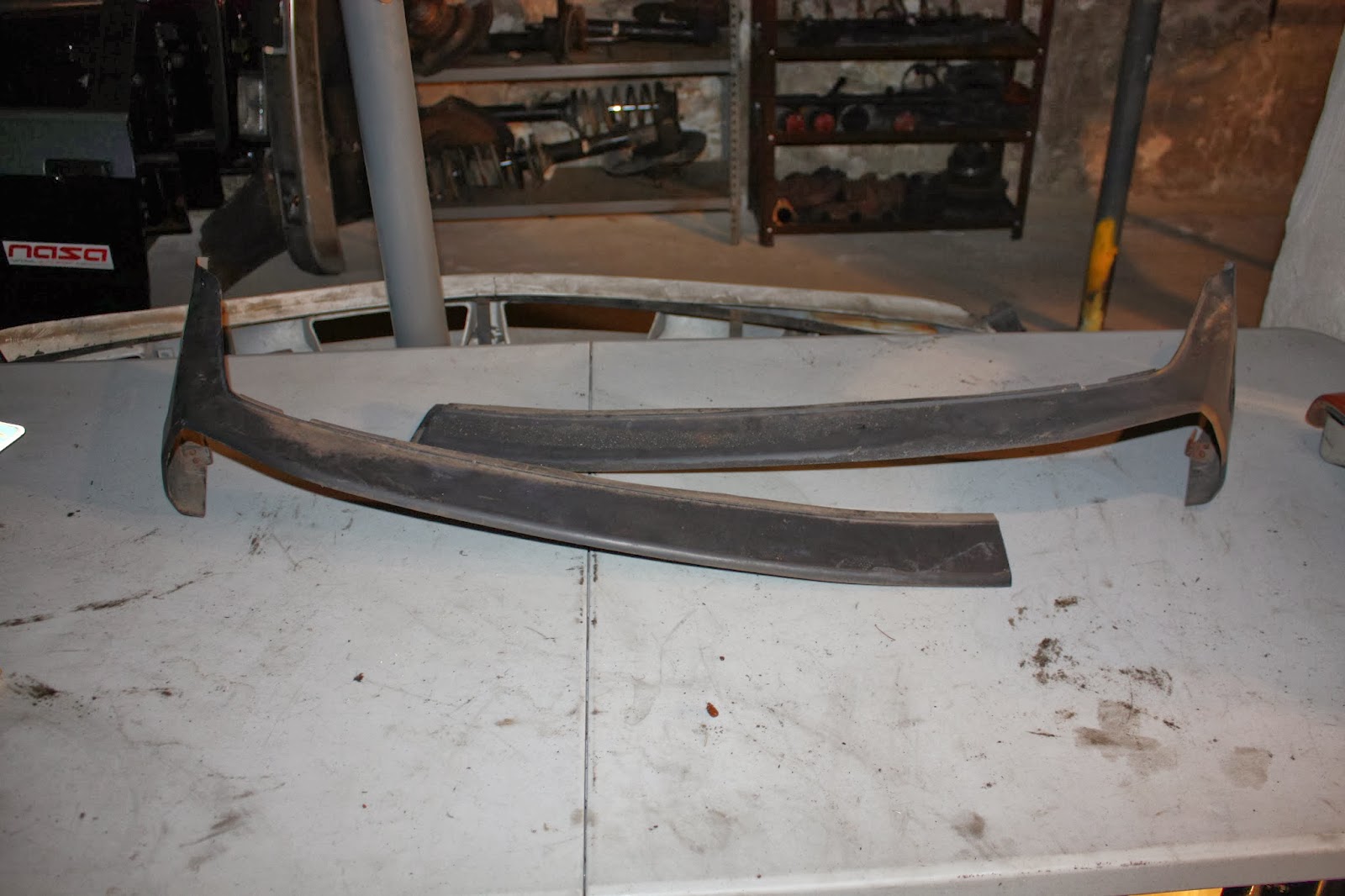 KrEvCon BMW Parts E30 Front Bumper Trim Covers