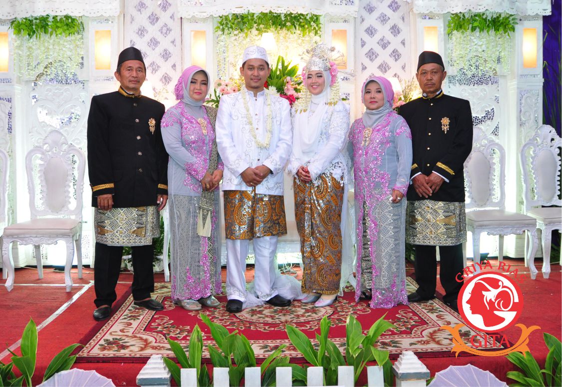 latar musik pengantin betawi hijab modern
