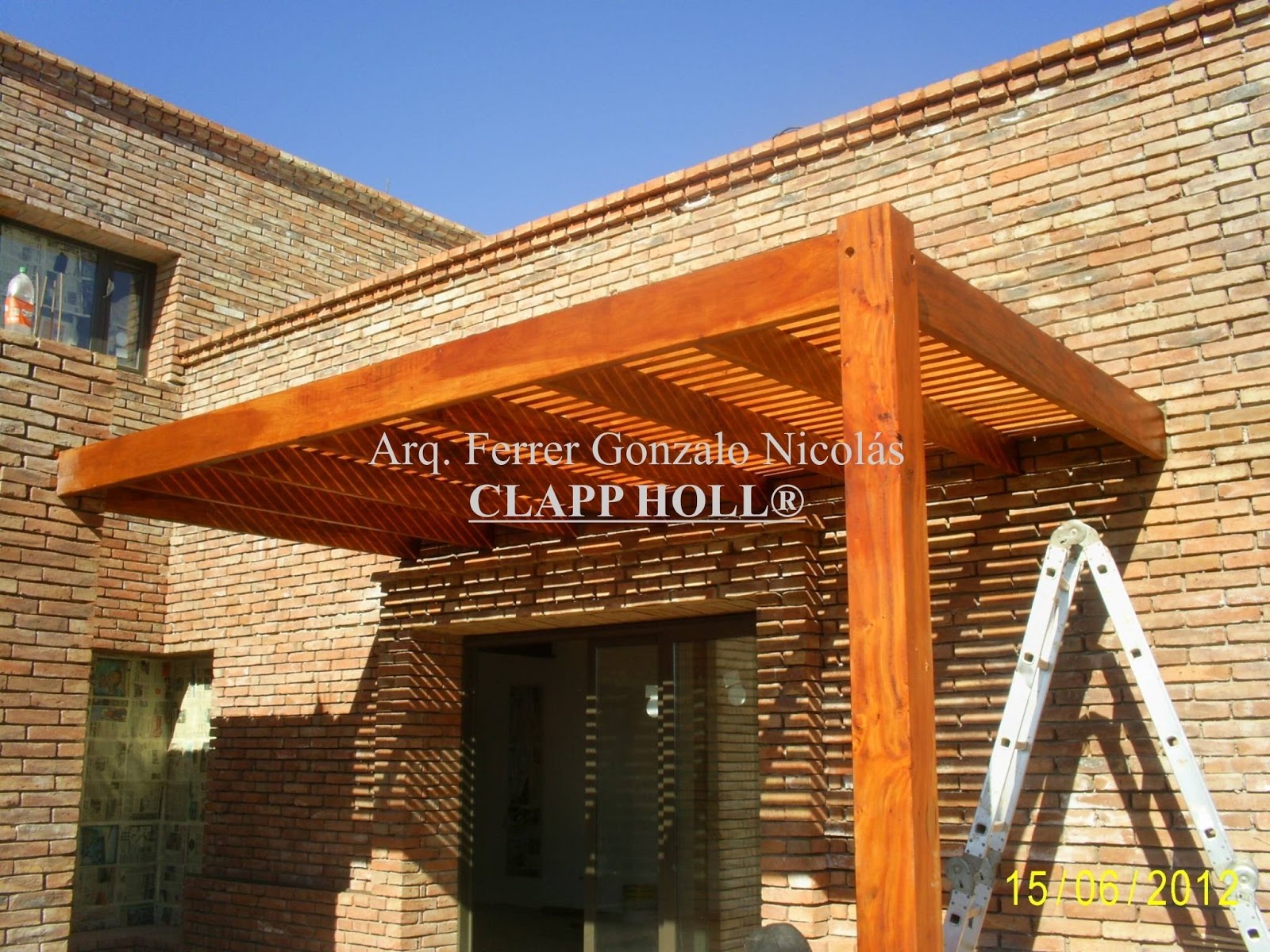 PÉRGOLAS CLÁSICAS DE MADERA CLAPP HOLL CÓRDOBA Clapp Holl® y