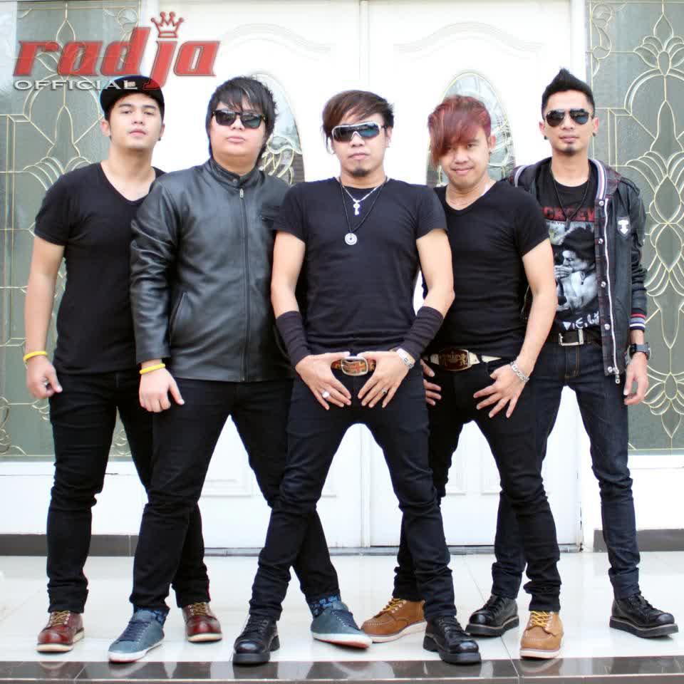 Heboh Foto Ian Kasela Tanpa Kacamata Beredar, 'Mirip Mimi Peri