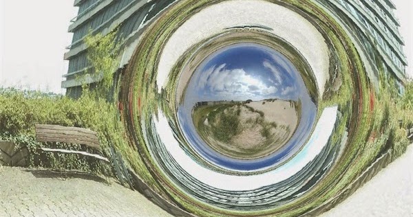 What does a journey through a wormhole actually look like?