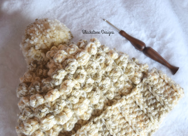 Close up view of the Nor'easter Hat texture