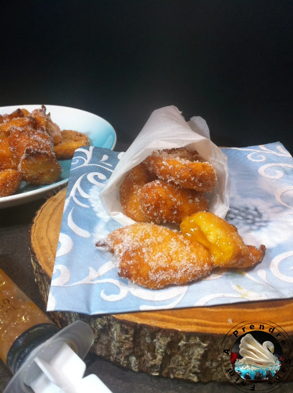 Beignets champenois au fromage blanc sauce à la mangue