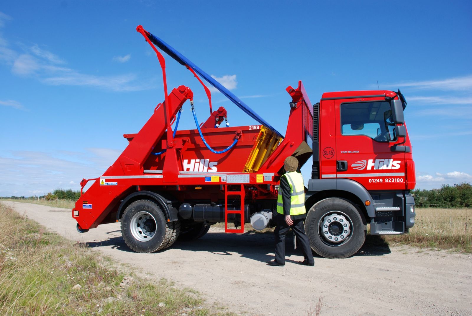 Daily Cars New skip loader by Boughton Engineering Daily Cars New skip loader by Boughton Engineering
