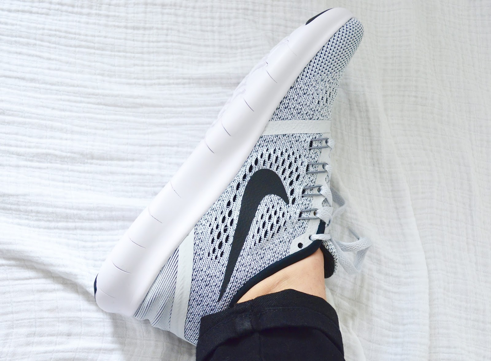 lightest nike trainers