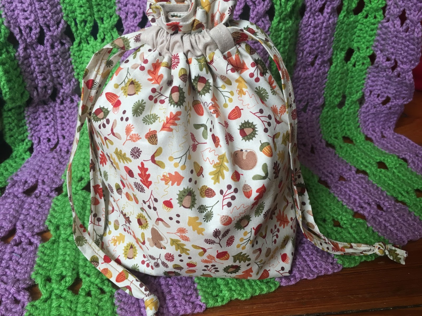 HobbyGift Classic Gathered Knit Bag Chicken Stitch 