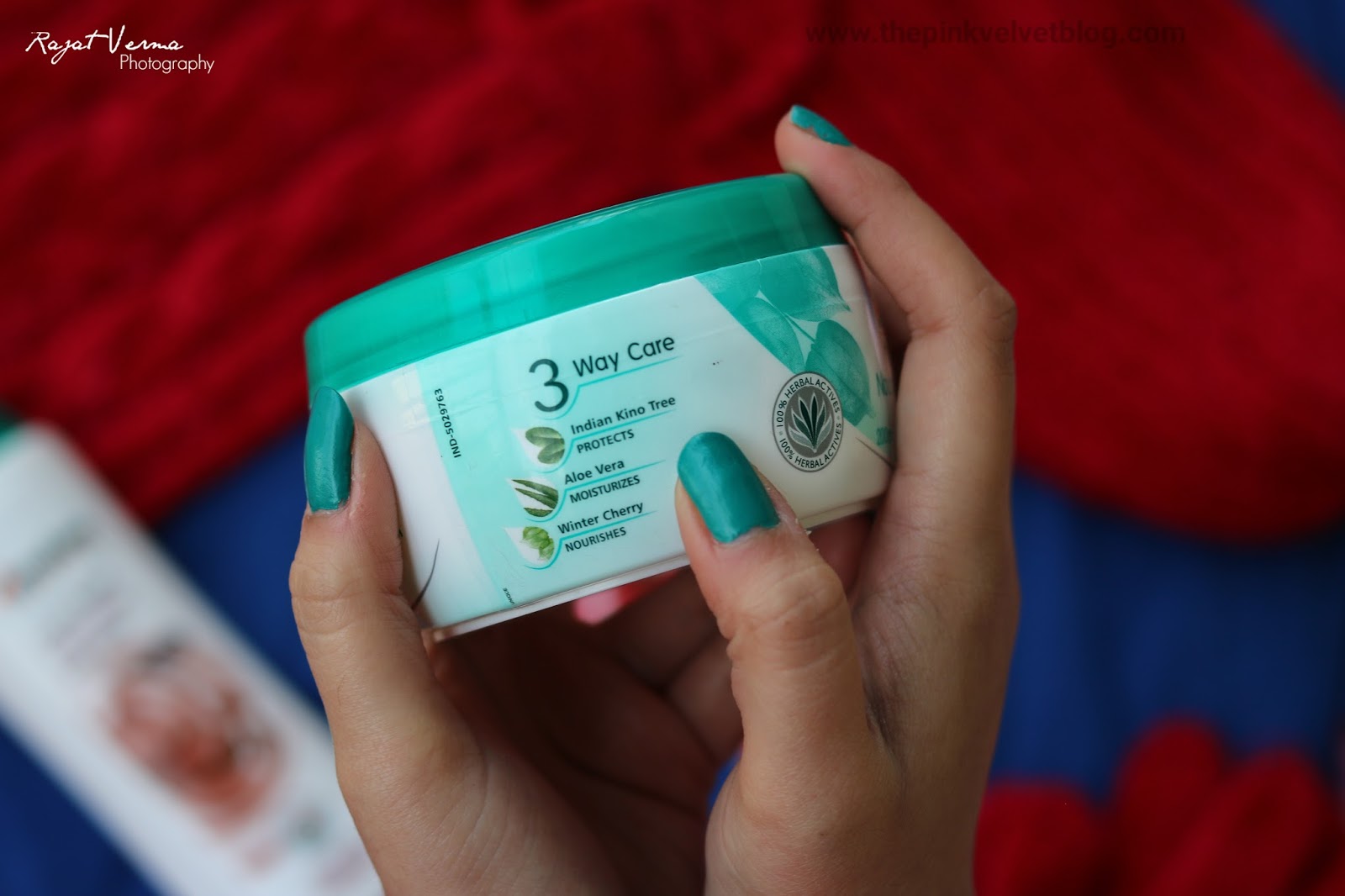 Himalaya Light and Non-Greasy Nourishing Skin Cream - Winter Care Himalaya Light and Non-Greasy Nourishing Skin Cream - Winter Care