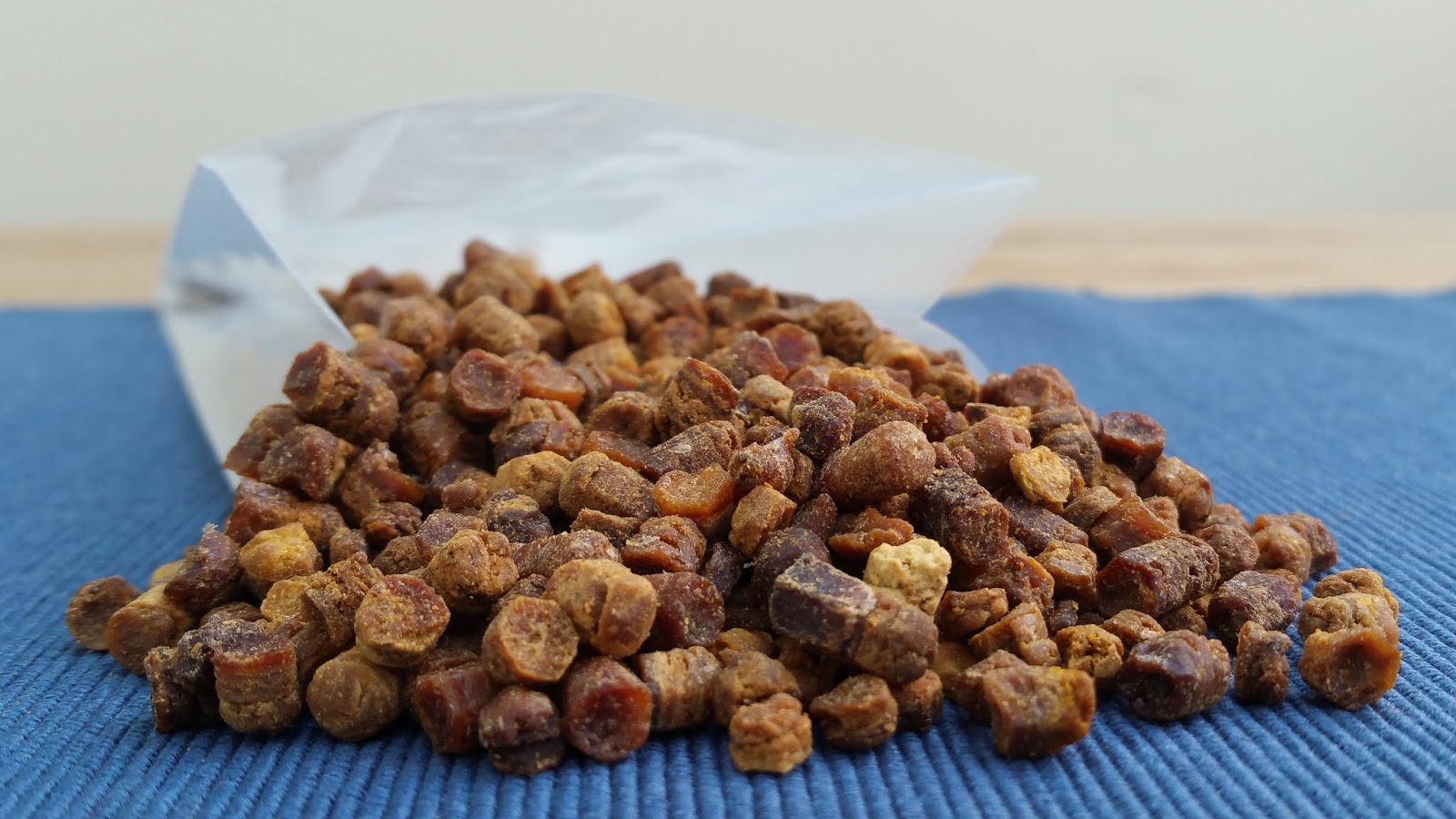 CORONA APICULTORES EL PAN DE ABEJAS COMO COSECHARLO Y MERCADO CORONA APICULTORES EL PAN DE ABEJAS COMO COSECHARLO Y MERCADO