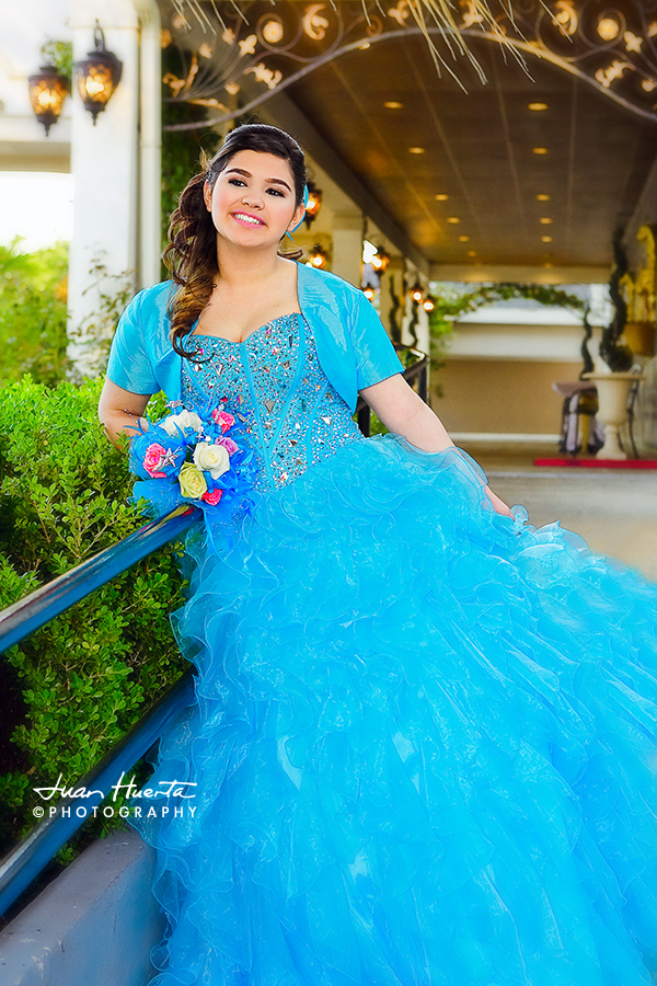 chateau-crystale-quinceaneras-juan-huerta-photography