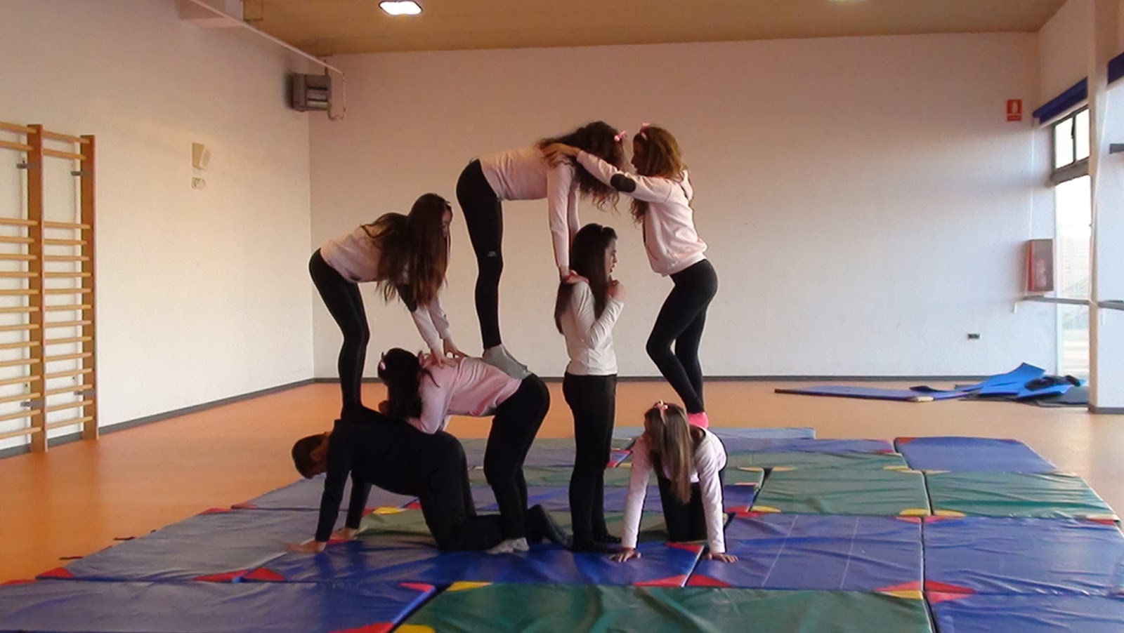 e-f-ies-quintana-de-la-serena-las-mejores-piramides-de-acrosport-de
