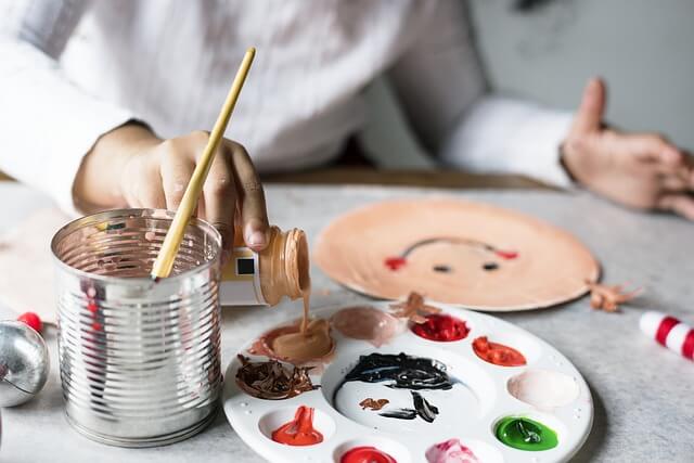 Fasting to Get Into Ketosis Might Make You Hungry. Find Fun Things to Do! Crafts: Hand painting a dinner plate