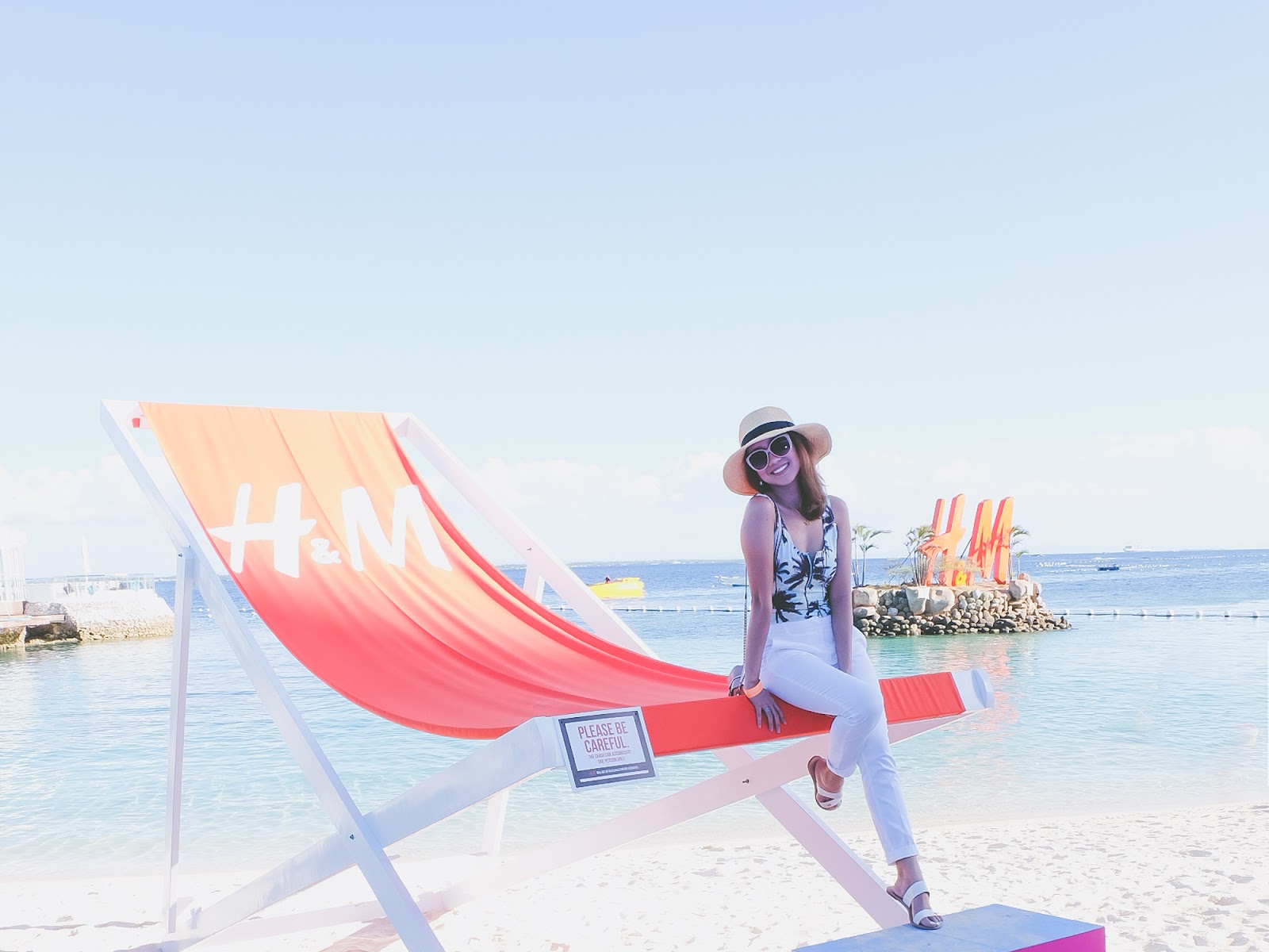 Cebu Fashion Blogger, Cebu Blogger, Cebu Lifestyle Blogger, HM x Movenpick Cebu, One-piece swimwear, maillot, Philippine Blogger, Beach outfit, beachside hangs, beach party outfit, Cebu resorts, Toni Pino-Oca, Cebu stylist