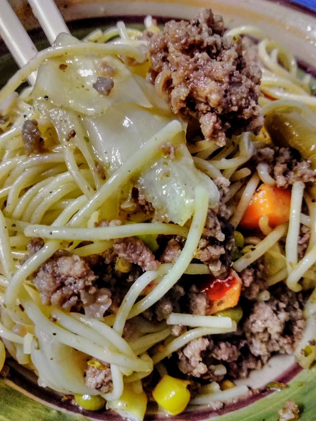 CLo's Olio Of Eatz Raspberry Vodka Ground Beef Yakisoba