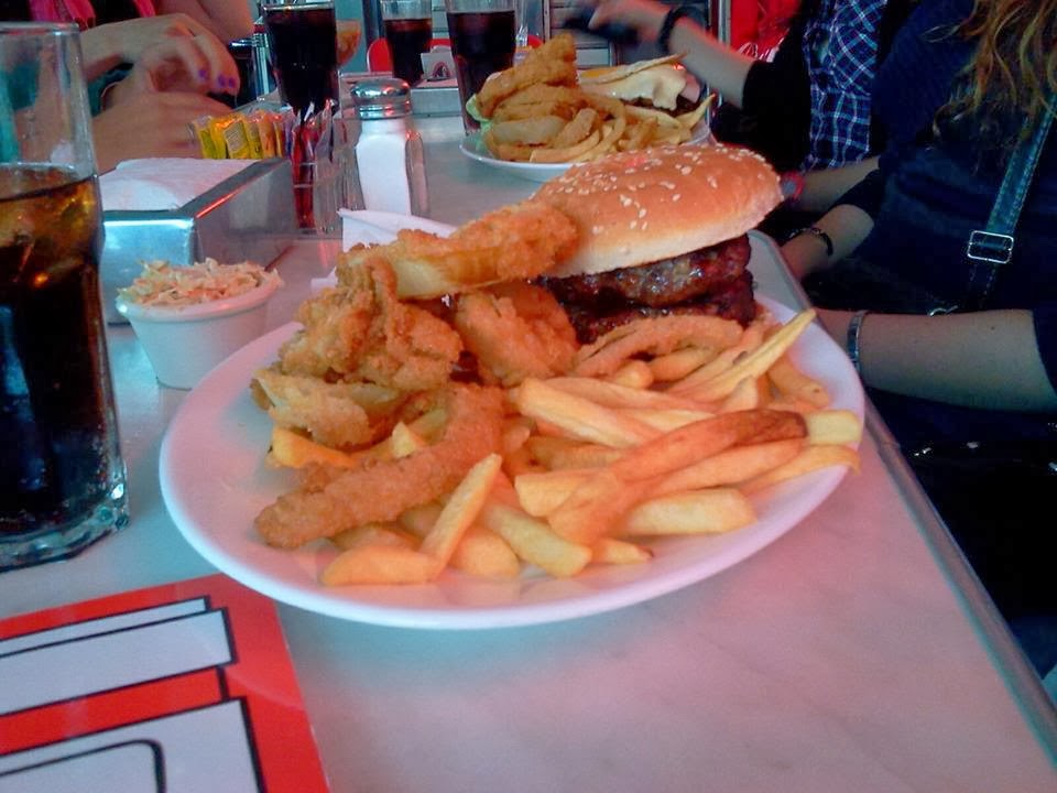 Trixie en Costa Salguero Do what you love!