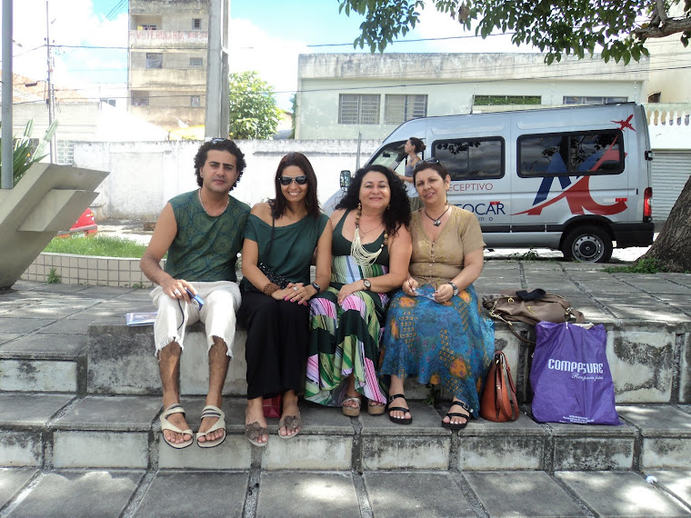 EM CAMPINA GRANDE EM ENCONTRO DE LITERATURA CONTEMPORÂNEA