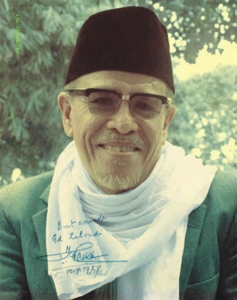 http://4.bp.blogspot.com/-5nTdwA2CEZA/VO6rhP7tuLI/AAAAAAAAAsw/TXNqF-6f_YY/s1600/buya-hamka_zps48dd6aeb.jpg