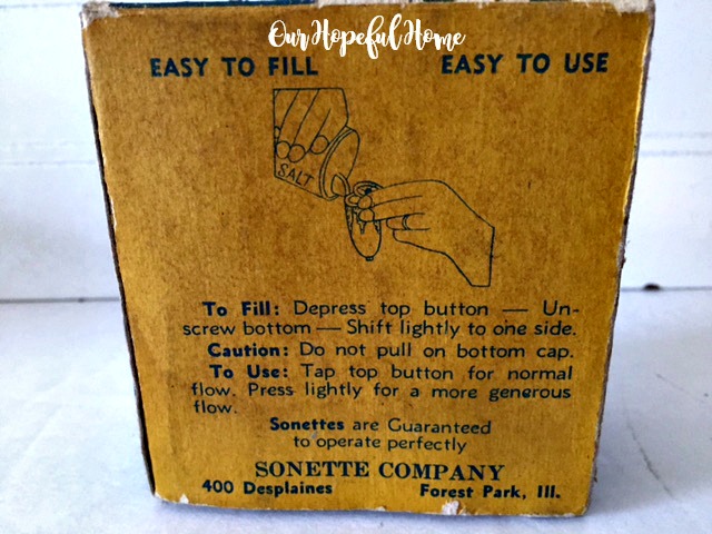 Sonette salt pepper shaker dispenser original box