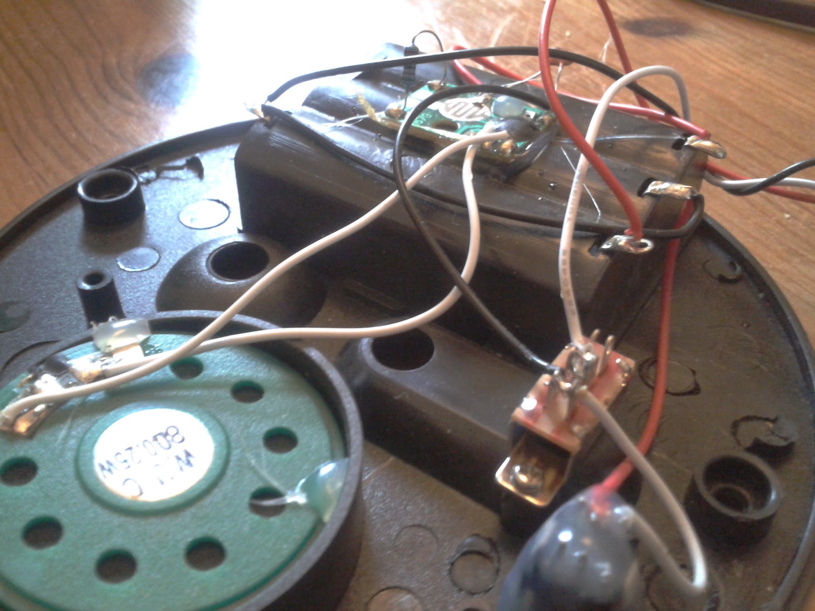 Nerd Club Alarm clock project playing WAV files with a PIC