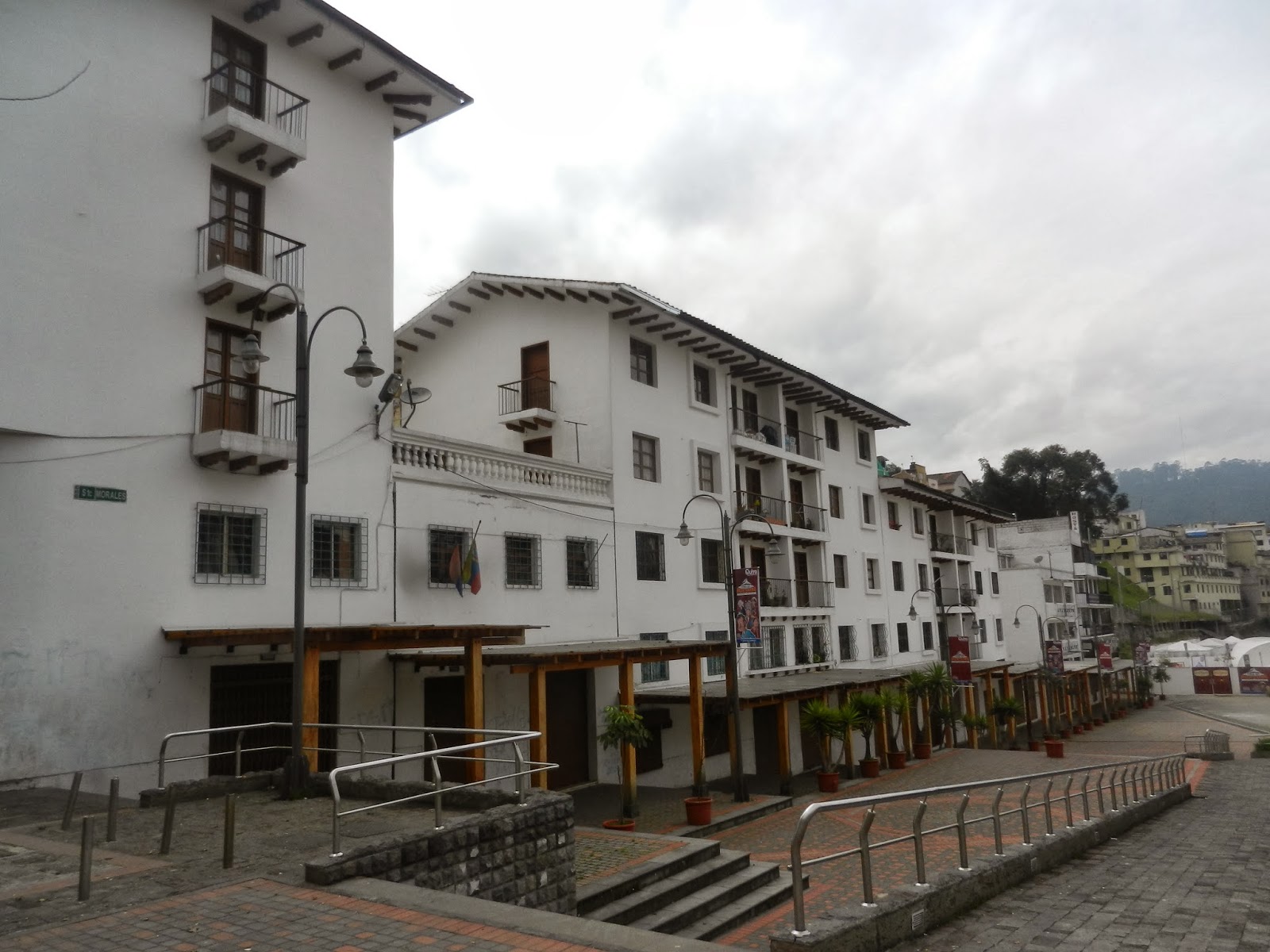 Fully furnished 3 bedroom condo for rent in Historical Quito, Ecuador