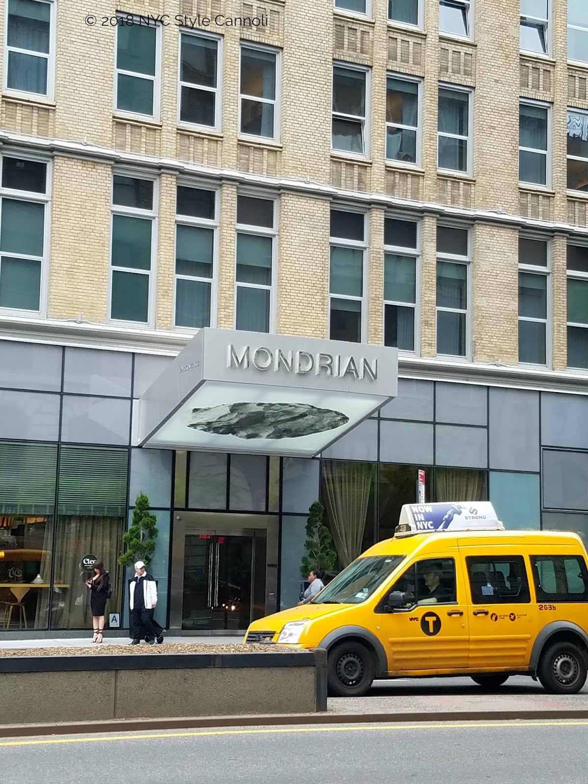 Mondrian Park Avenue Hotel Review | NYC, Style & a little Cannoli