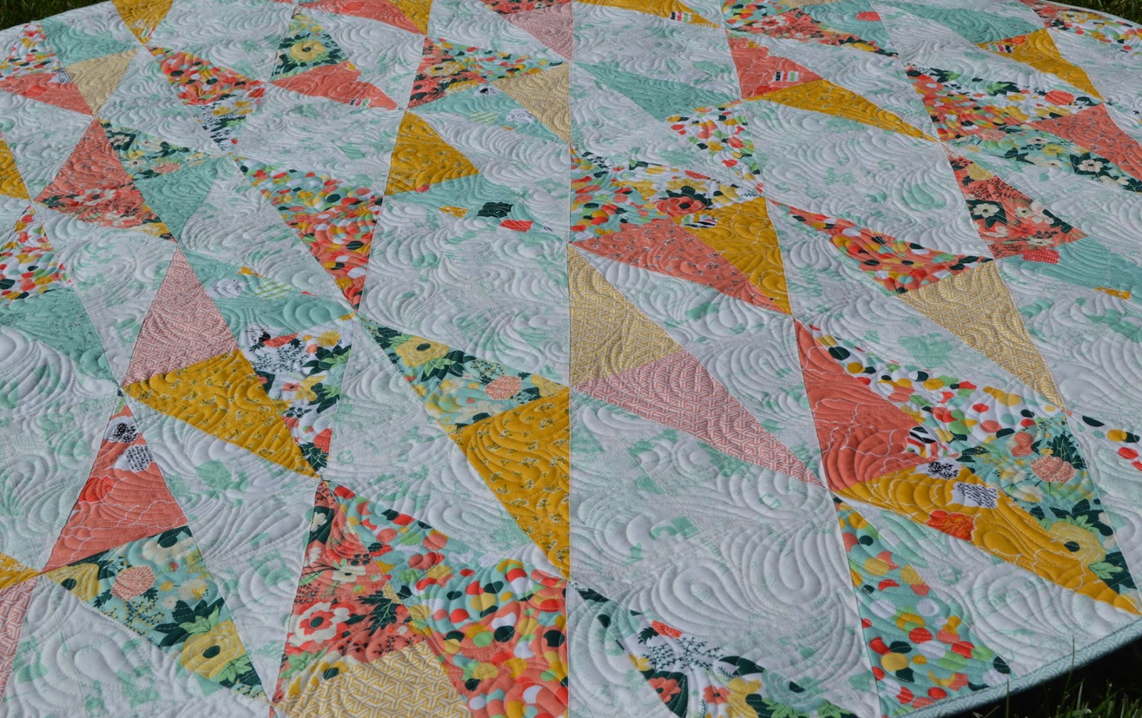 Diamond Drop Quilt - A Finish and Tutorial | Happy Quilting | Bloglovin’