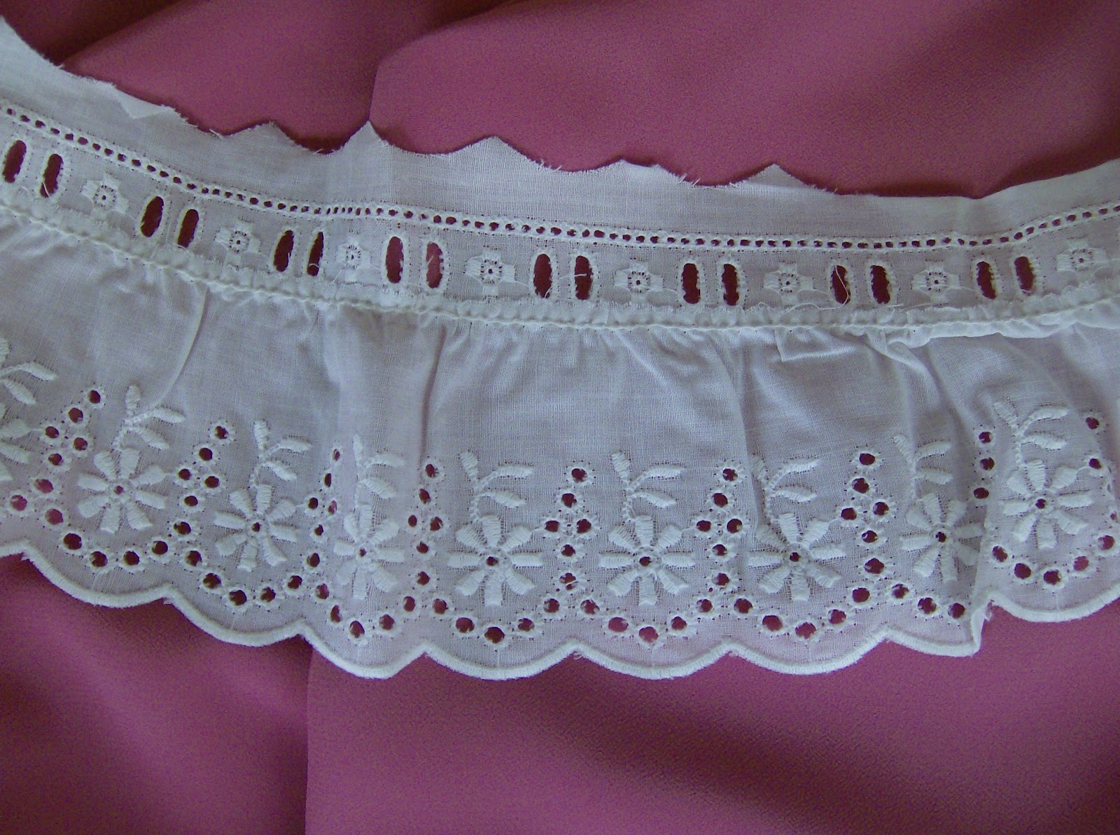 Passamaneria - Piume Di Gallo, Dimensioni: 7 - 12 Cm | Merceria E Tessuti - Foto 3