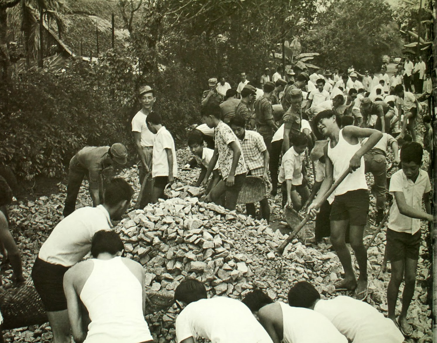 Good Morning Yesterday: Gotong Royong