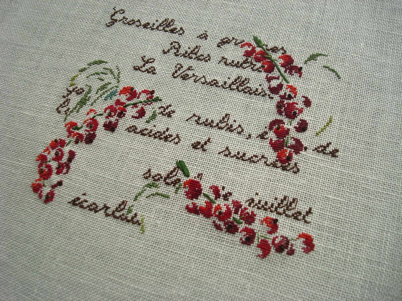 вышивка крестом смешные схемы бесплатно. стихи про вышивку. поэзия о вышивке лентами. стихи вышитые крестиком. вышивание тема для презентаций.