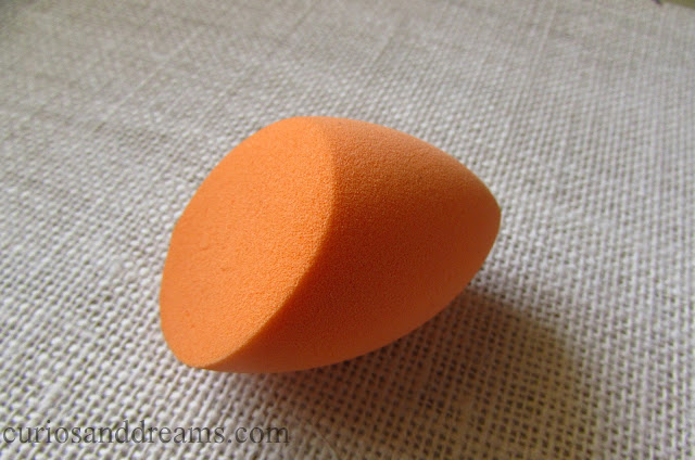 Real Techniques Miracle Complexion Sponge review