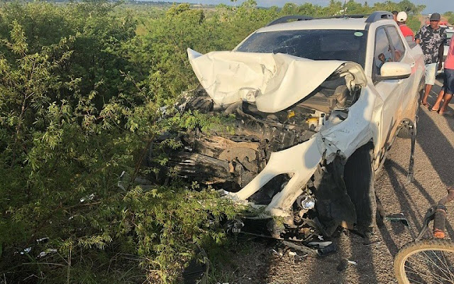 Família de Várzea do Poço se envolve em acidente com vítimas fatais na BR-324