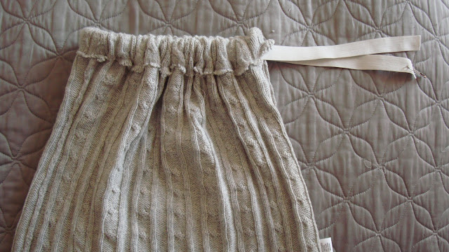 eyeful of lovely: DIY old sweater into sweater skirt!