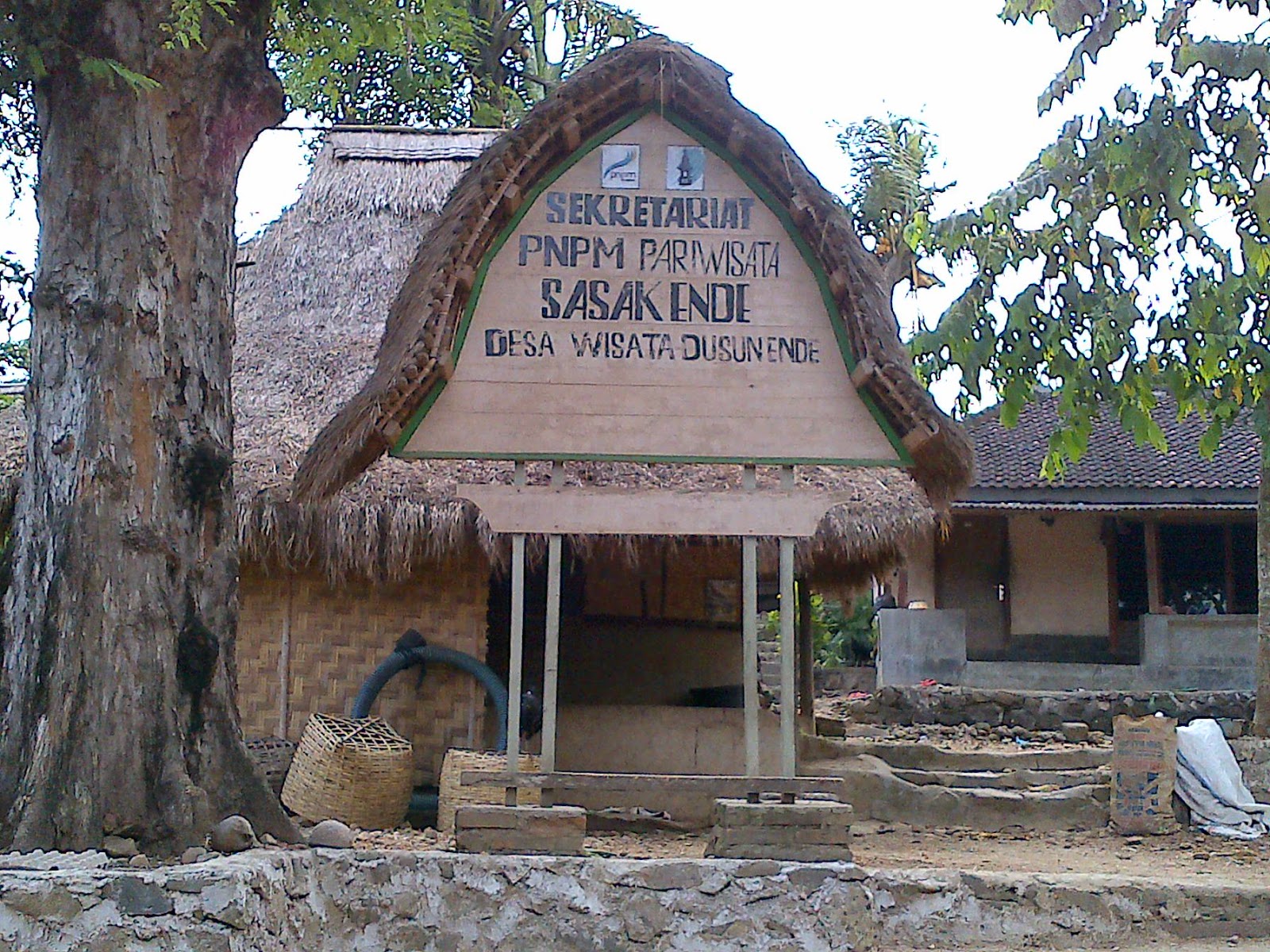 Desain Rumah Adat Jawa Barat U2013 Desainrumahkita Net Taman Mini