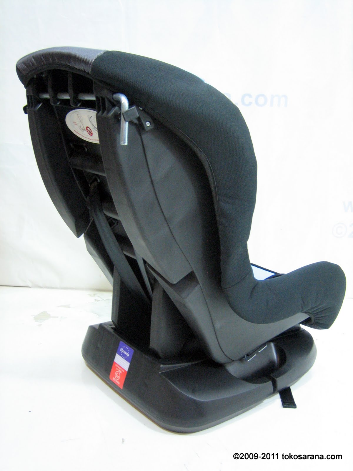 tokomagenta A Showcase of Products Care Vision Baby Car Seat Forward
