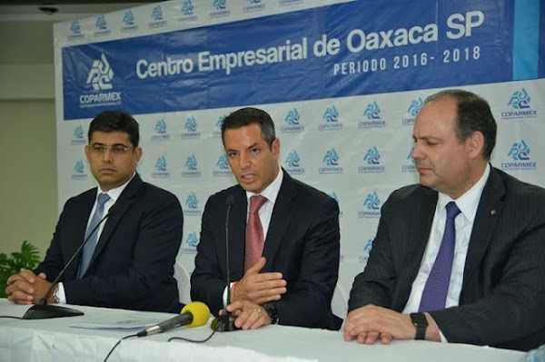 COPARMEX propone aumentar el salario mínimo a 95.24 pesos COPARMEX propone aumentar el salario mínimo a 95.24 pesos