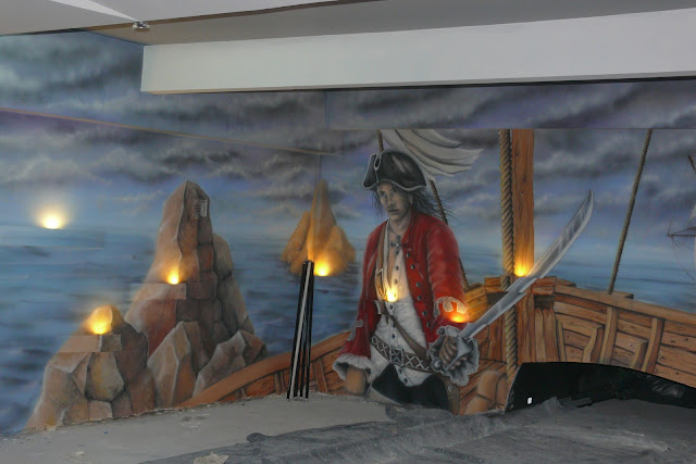 Malowidło ścienne Artystyczne malowanie ściany w kręgielni, obraz o tematyce pirackiej, mural 3D