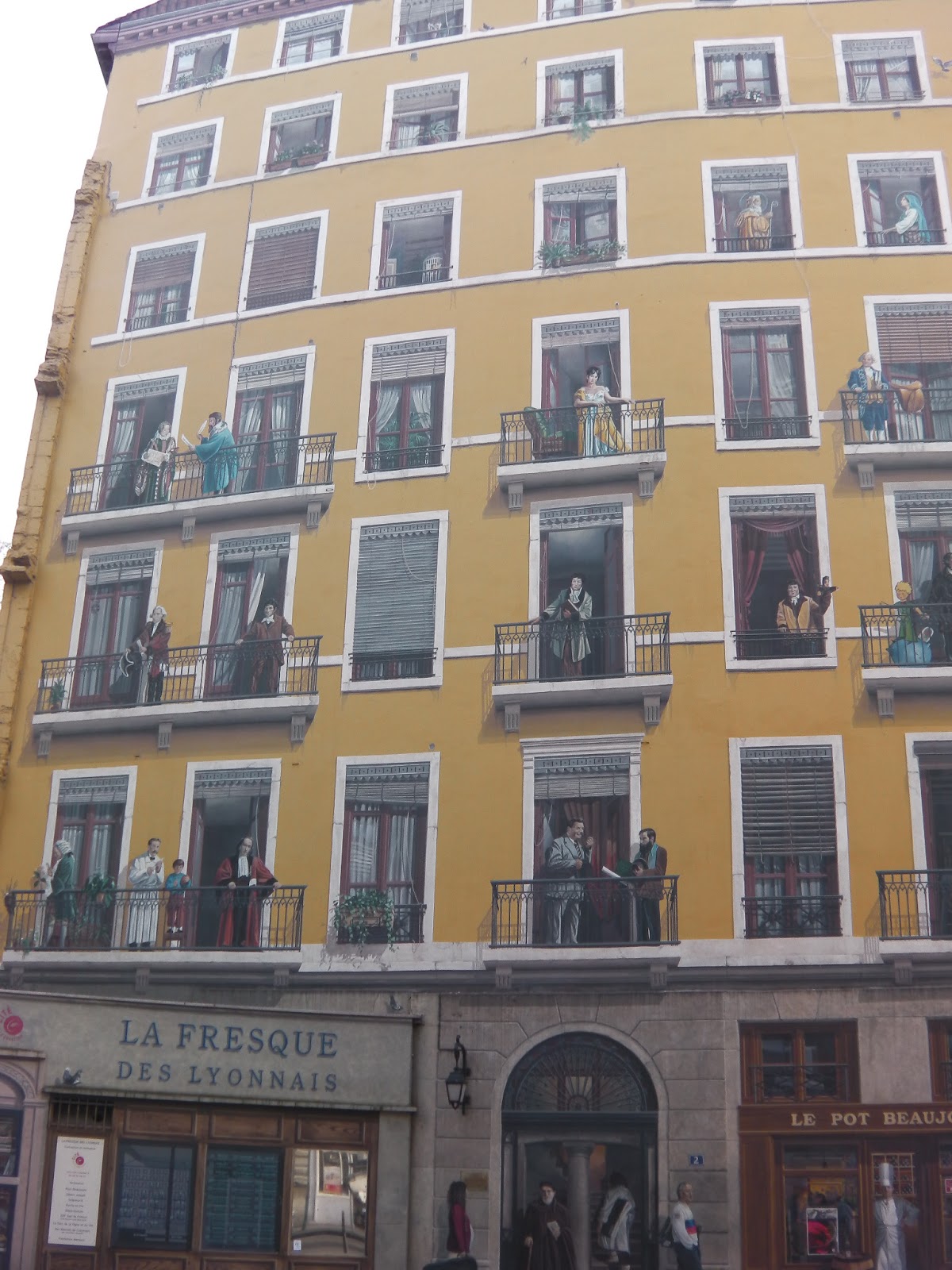 10 Rue Antoine De Saint-exupéry 69002 Lyon