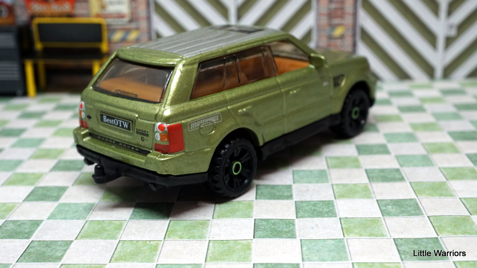 Little Warriors Matchbox Range Rover Sport (MB691) from Best of